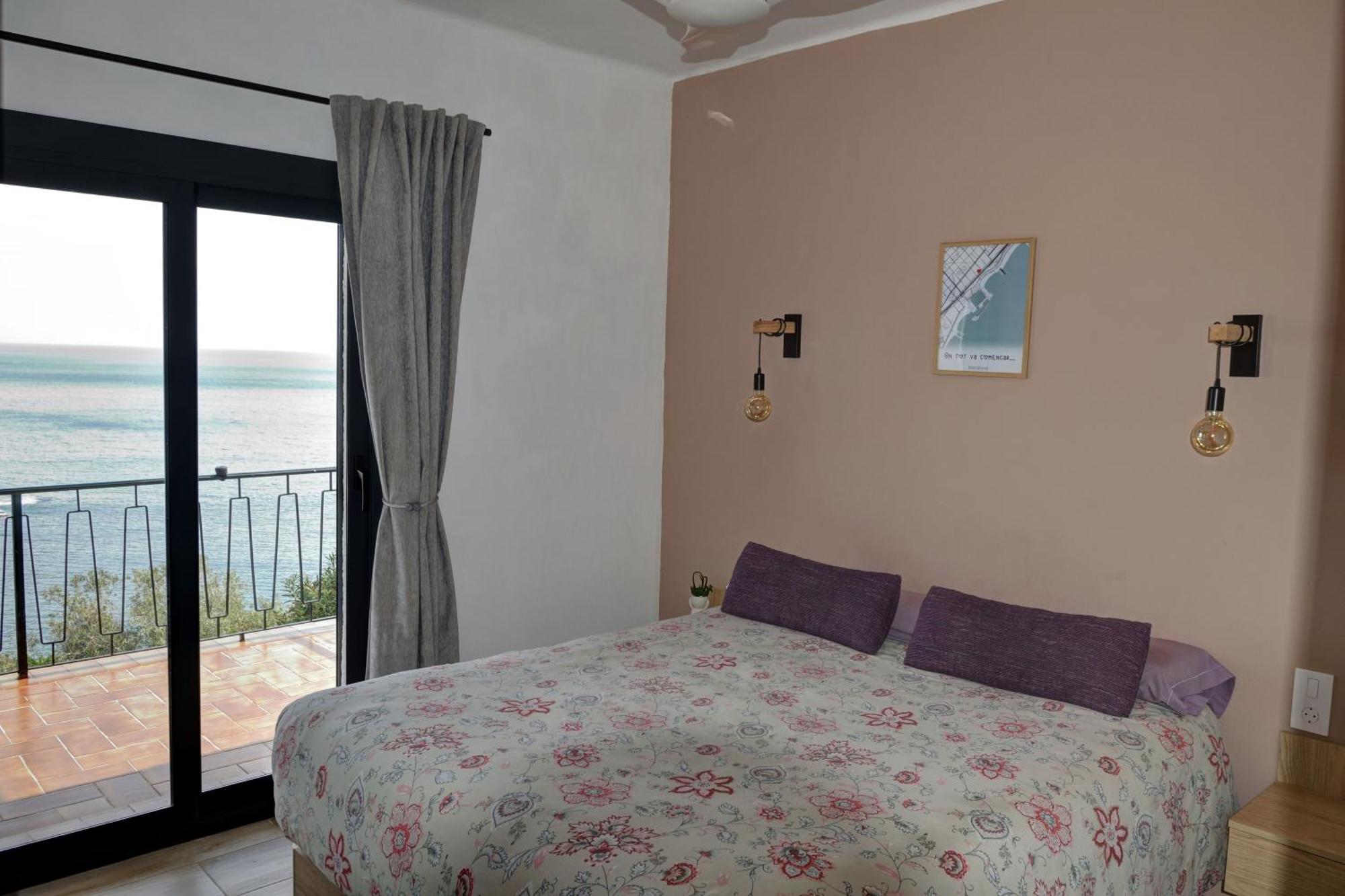 Apartamento Deluxe Cau Del Llop Llanca Exterior photo